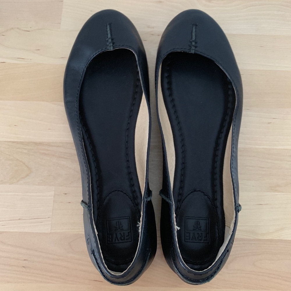 Frye Ballet Flats Black NWOT - Size 6.5